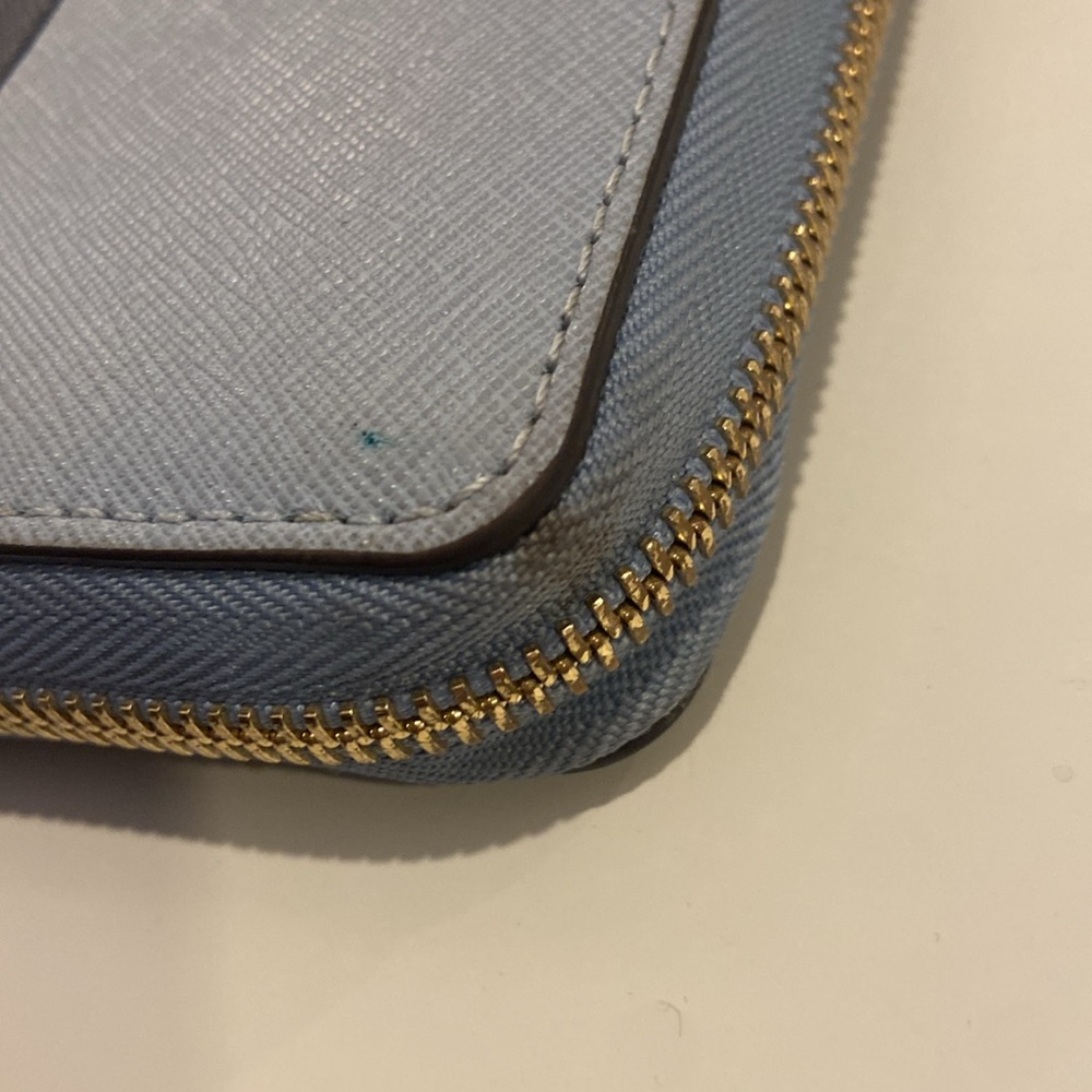 Michael Kors Two Tone Zip Around Wallet/Phone Case *MISSING WRISTLET STRAP* - Picture 9 of 9